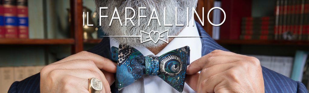Primo piano di uomo con papillon elegante e logo Il Farfallino